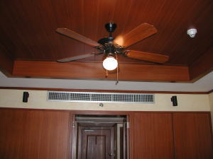 ホリディ・イン