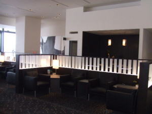 成田のラウンジ