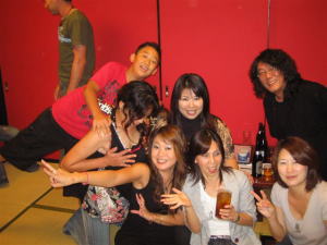 �~�j�I�t��in���