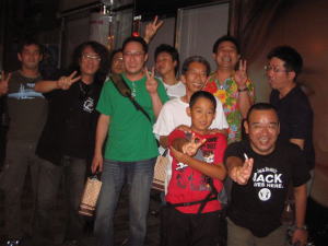 �~�j�I�t��in���