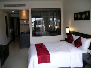 �����L���[���E�p�g���E�v�[�P�b�g