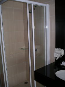 �����L���[���E�p�g���E�v�[�P�b�g