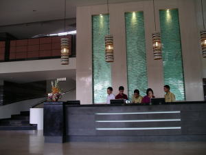 �����L���[���E�p�g���E�v�[�P�b�g