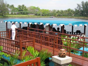 キャナル・ヴィレッジ