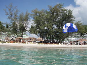 �v���C�x�[�g�E�r�[�`