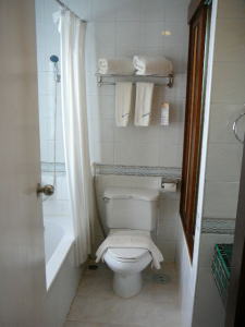 �p�g���E�x�C�K�[�f��