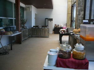 �p�g���E�x�C�K�[�f��