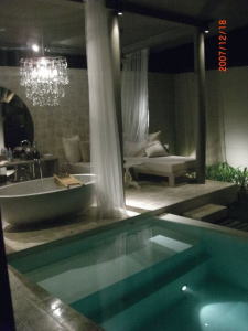 �T���E�v�[�P�b�g�E���]�[�g