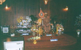 ワット・チャロン