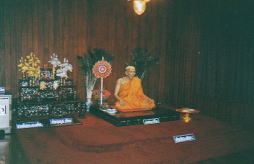 ワット・チャロン